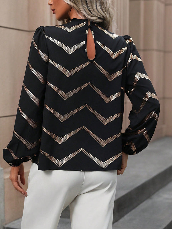 Clasi Blusa con estampado de cheuron de manga farol ribete fruncido de cuello alto
