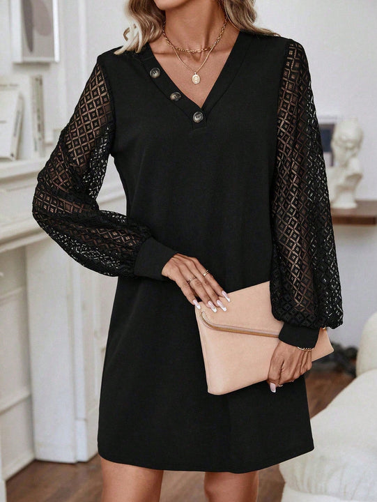 Vestido estilo camiseta con encaje en contraste de manga farol