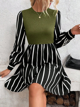Vestido con estampado de rayas de manga farol