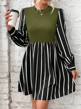 Vestido con estampado de rayas de manga farol