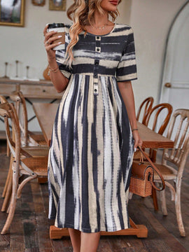 Vestido linea A con estampado de pincelada con diseno de boton