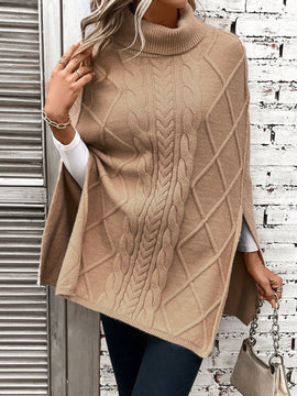 LUNE Poncho cuello alto tejido de cable