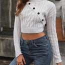 EZwear Jersey crop cuello alto con diseno de boton tejido de cable de hombros caidos