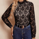 Clasi Blusa de cuello alto con encaje