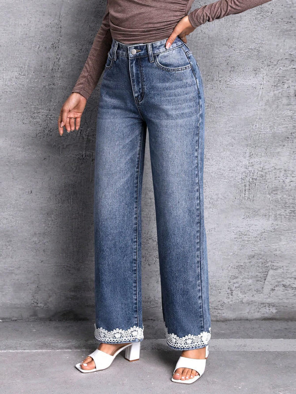 LUNE Jeans con bolsillo oblicuo bajo con encaje en contraste de pierna ancha