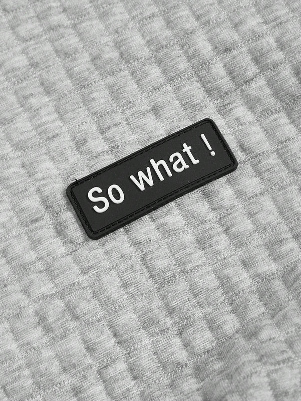 Ezwear capucha crop con slogan con parche con cordon delantero de hombros caidos