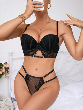 Set de lenceria con encaje floral con abertura con aro
