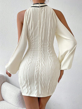 Vestido ajustado ribete en contraste de hombros descubiertos de manga farol