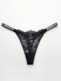 Tanga De Encaje Negro Con Adornos De Rinoestone