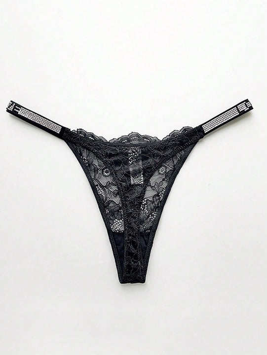 Tanga De Encaje Negro Con Adornos De Rinoestone