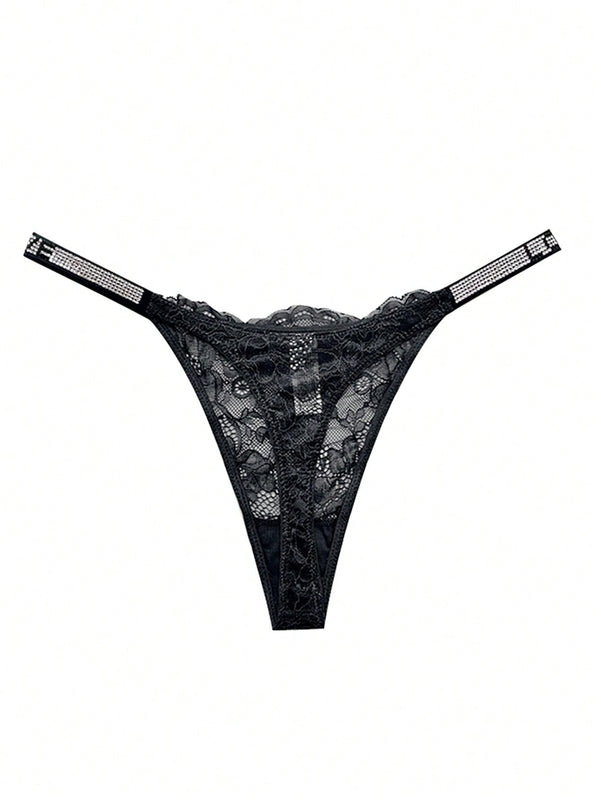 Tanga De Encaje Negro Con Adornos De Rinoestone