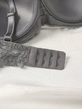 Ropa Interior Femenina Con Sujetador De Aros Y Encaje Floral