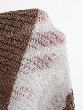 DAZY Jersey crop con patron de rayas con diseno de parche de letra de hombros caidos
