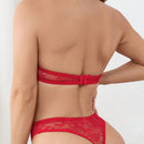 Conjunto De Lenceria Rojo De Sosten Y Braguitas Sin Tirantes Con Copa De Encaje