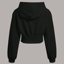 Ezwear capucha crop con slogan con parche con cordon delantero de hombros caidos