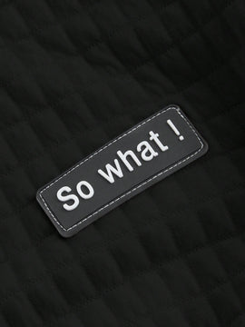 Ezwear capucha crop con slogan con parche con cordon delantero de hombros caidos