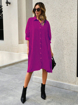 Vestido camisero con estampado de rayas de manga enrollada con boton delantero