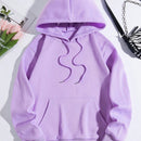 Ezwear capucha termica con estampado de slogan y mariposa con bolsillo de canguro con cordon