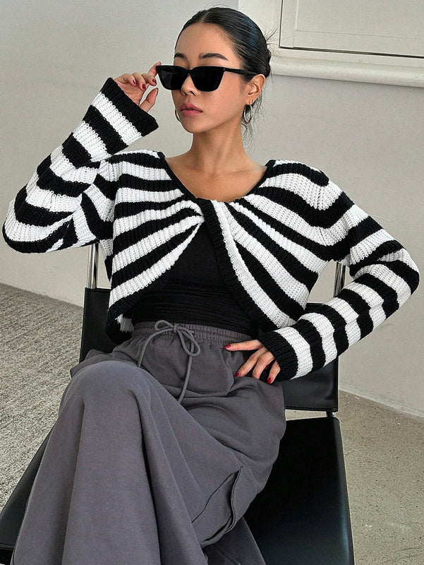 Dazy Star 1 pieza Jersey crop con patron de rayas girante delantero