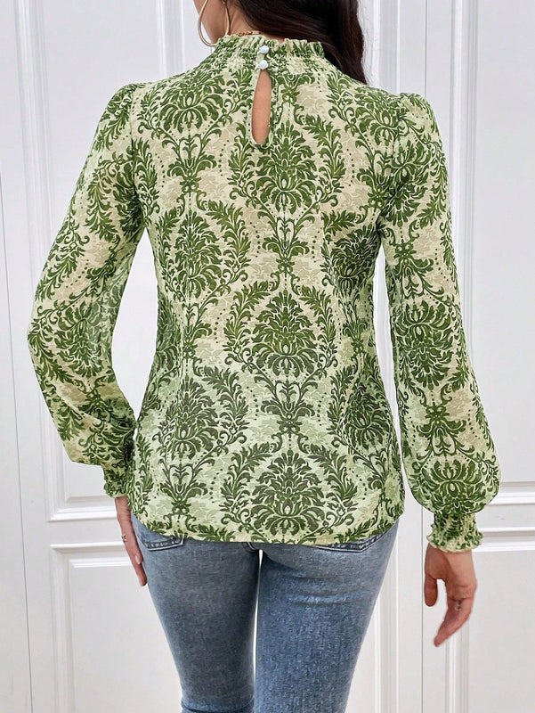 VCAY Blusa De Cuello Alto Con Estampado Completo
