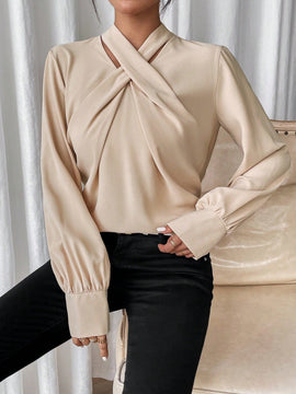Frenchy Blusa unicolor girante delantero de manga obispo