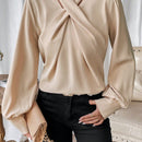 Frenchy Blusa unicolor girante delantero de manga obispo