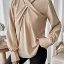 Frenchy Blusa unicolor girante delantero de manga obispo