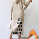 Relaxiva vestido sudadera casual de felpa con capucha, manga larga, bajo con abertura, cordon ajustable, estampado de lema para mujer, otono/invierno