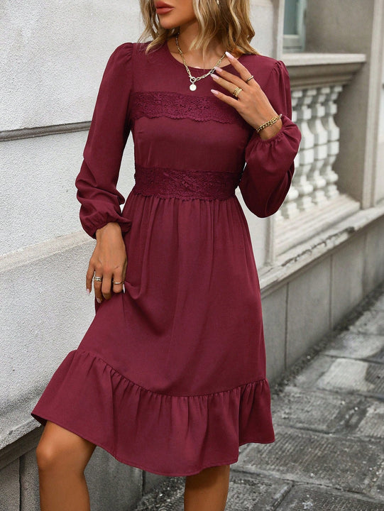 Frenchy Vestido con encaje de manga farol bajo con fruncido