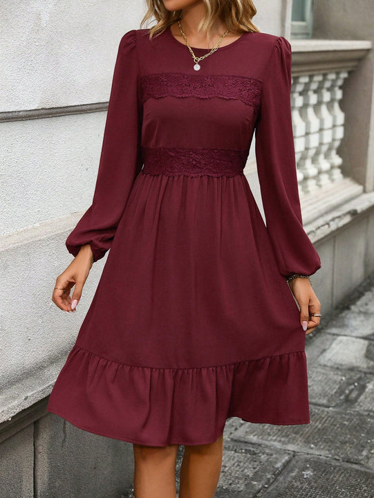 Frenchy Vestido con encaje de manga farol bajo con fruncido