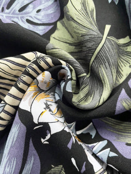 VCAY Pantalones zanahoria con estampado tropical