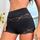 Shorts bermuda con encaje con retazo tejido de canale