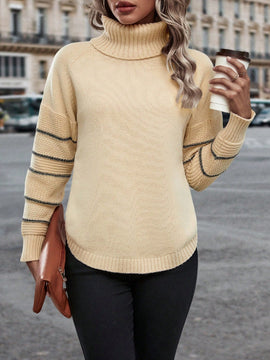 Essnce Jersey con patron de rayas cuello alto de manga raglan bajo con abertura