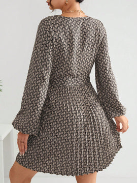 Frenchy Vestido con estampado de manga farol con cinturon bajo fruncido