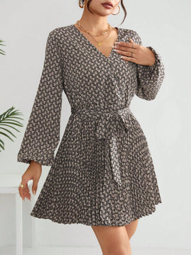 Frenchy Vestido con estampado de manga farol con cinturon bajo fruncido