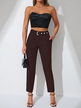 Pantalones zanahoria con bolsillo oblicuo liso