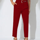 Pantalones zanahoria con bolsillo oblicuo liso
