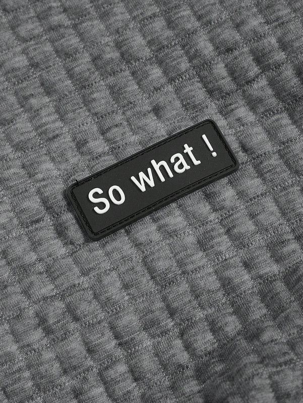Ezwear capucha crop con slogan con parche con cordon delantero de hombros caidos
