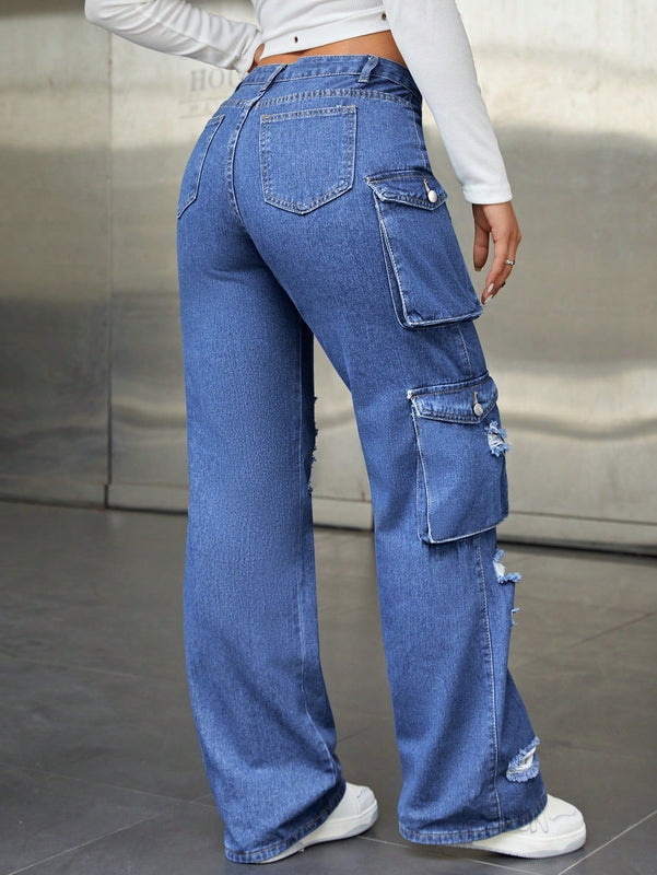 Jeans cargo desgarro con bolsillo lateral con solapa