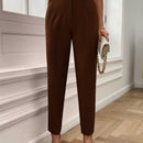 Pantalones solidos con corte conico