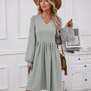 EMERY ROSE Vestido de cuello notch de manga farol con fruncido