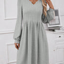 EMERY ROSE Vestido de cuello notch de manga farol con fruncido