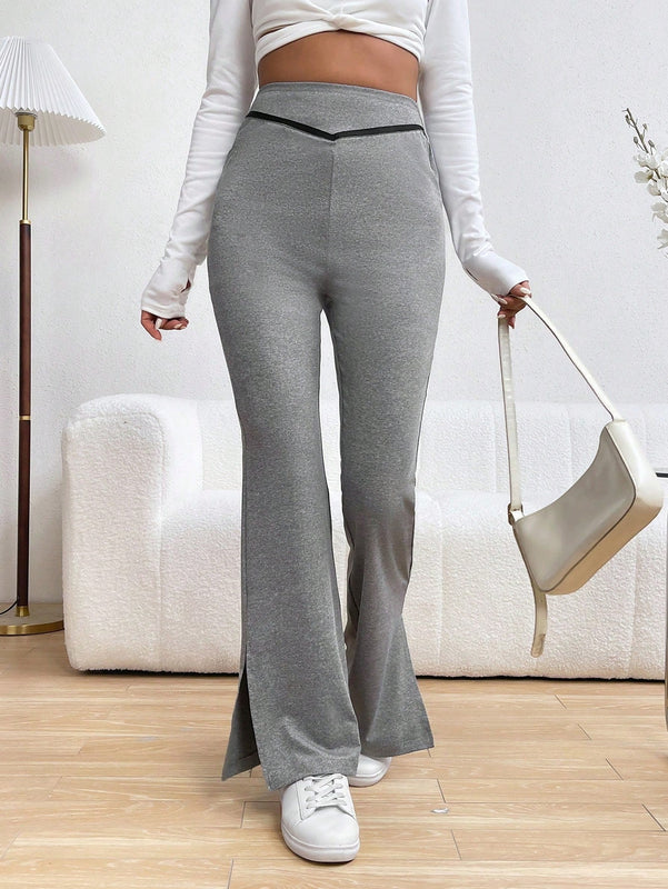 Essnce Pantalones Rectos De Pierna Recta Con Bloqueo De Color Y Dobladillo Dividido