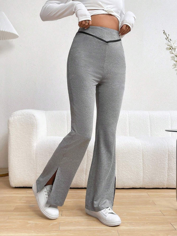Essnce Pantalones Rectos De Pierna Recta Con Bloqueo De Color Y Dobladillo Dividido
