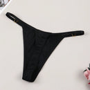 Tanga para senoras sexy y sencilla con decoracion metalica y patron impreso de letras
