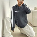 Moosta sudadera con capucha con cordon y diseno de rayas de contraste, estilo callejero estadounidense