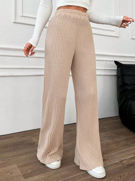 Pantalones acanalados de moda para mujer