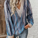 LUNE Blusa De Encaje Con Cuello En V, Anillo Redondo Y Detalles De Lentejuelas