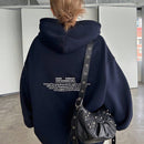 Dazy sudadera larga con capucha, holgada, con cordon y estampado de eslogan casual para mujer, otono