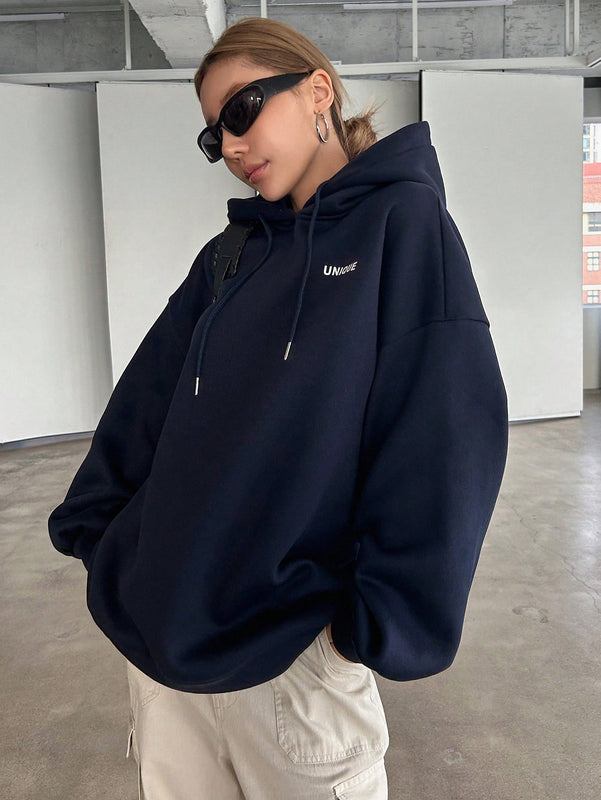 Dazy sudadera con capucha de manga larga con estampado de letras minimalista, uso diario informal